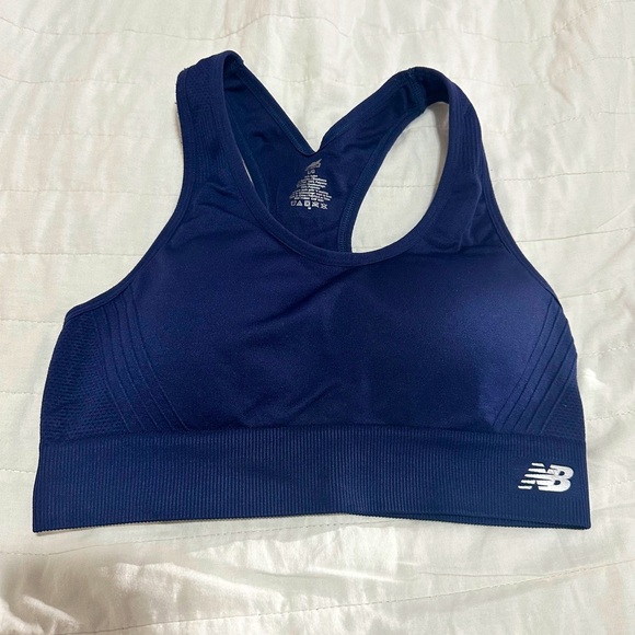 New Balance Deep Blue Sports Bra NWOT - Picture 2 of 4
